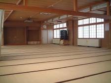 欄間、エアコン等がある和室(西)の写真