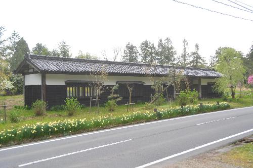 本成寺本堂 正面(南面)外観(南より) (撮影:田村収氏)