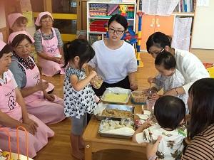 あいあい保育園支援センターでのおやつ試食提供