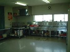 井栗公民館旭分館1階料理実習室の写真