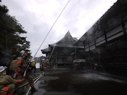 第60回文化財防火デーの様子（来迎寺観音堂）