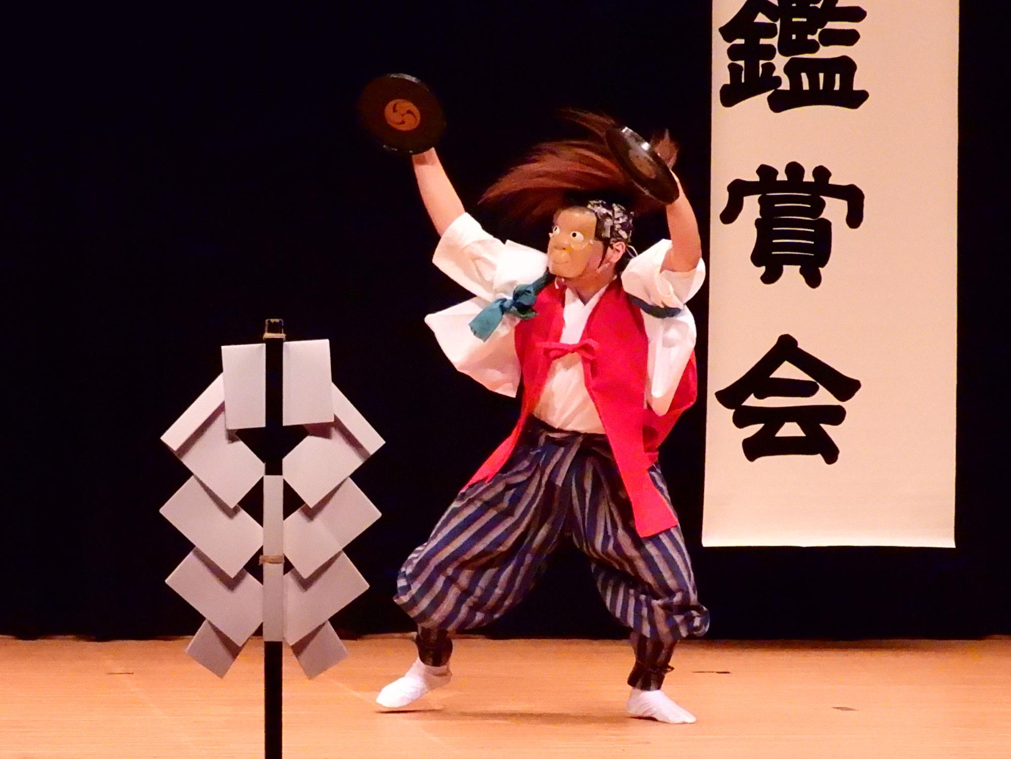 太平楽の舞（三条・八幡宮）