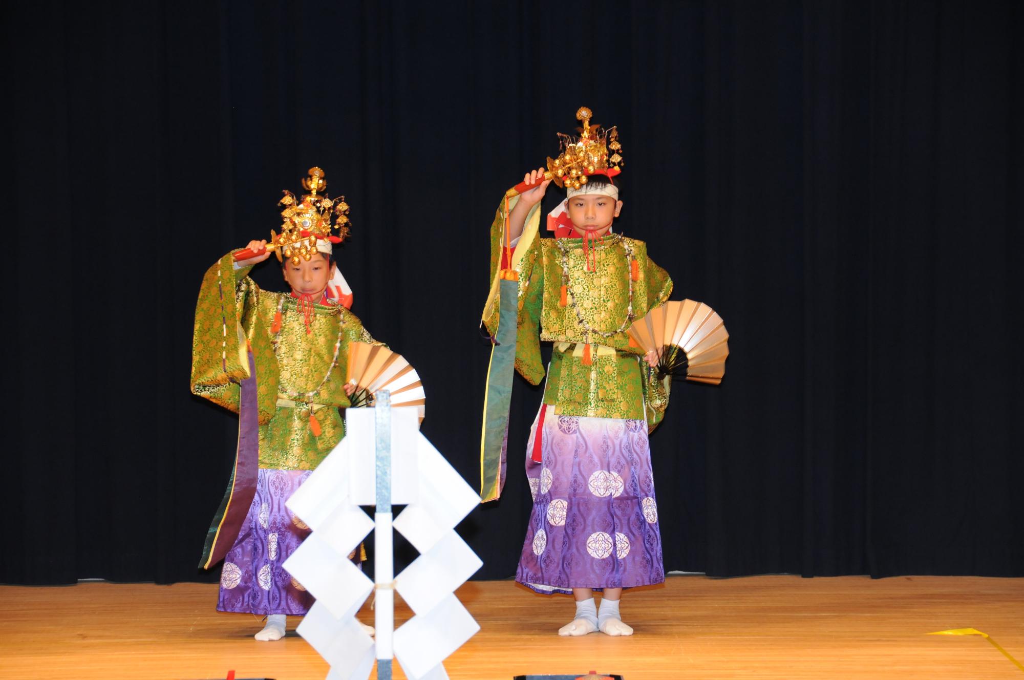 先稚児の舞(一ノ木戸 神明宮