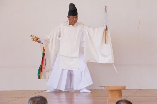 奉幣の舞（吉野屋 石動神社）