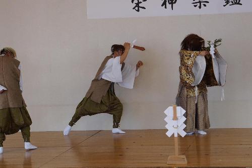 久奈戸の舞（帯織 日枝神社）