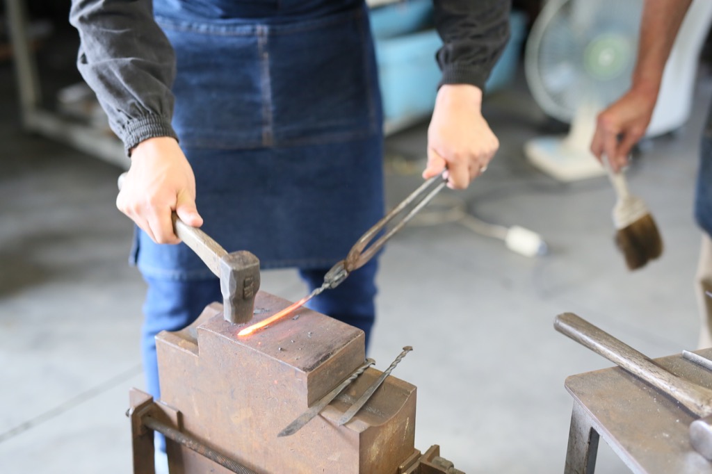 鍛冶道場ペーパーナイフ作り