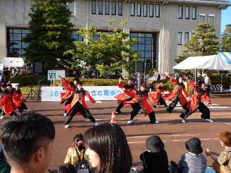 栄ふるさと祭り_総おどり
