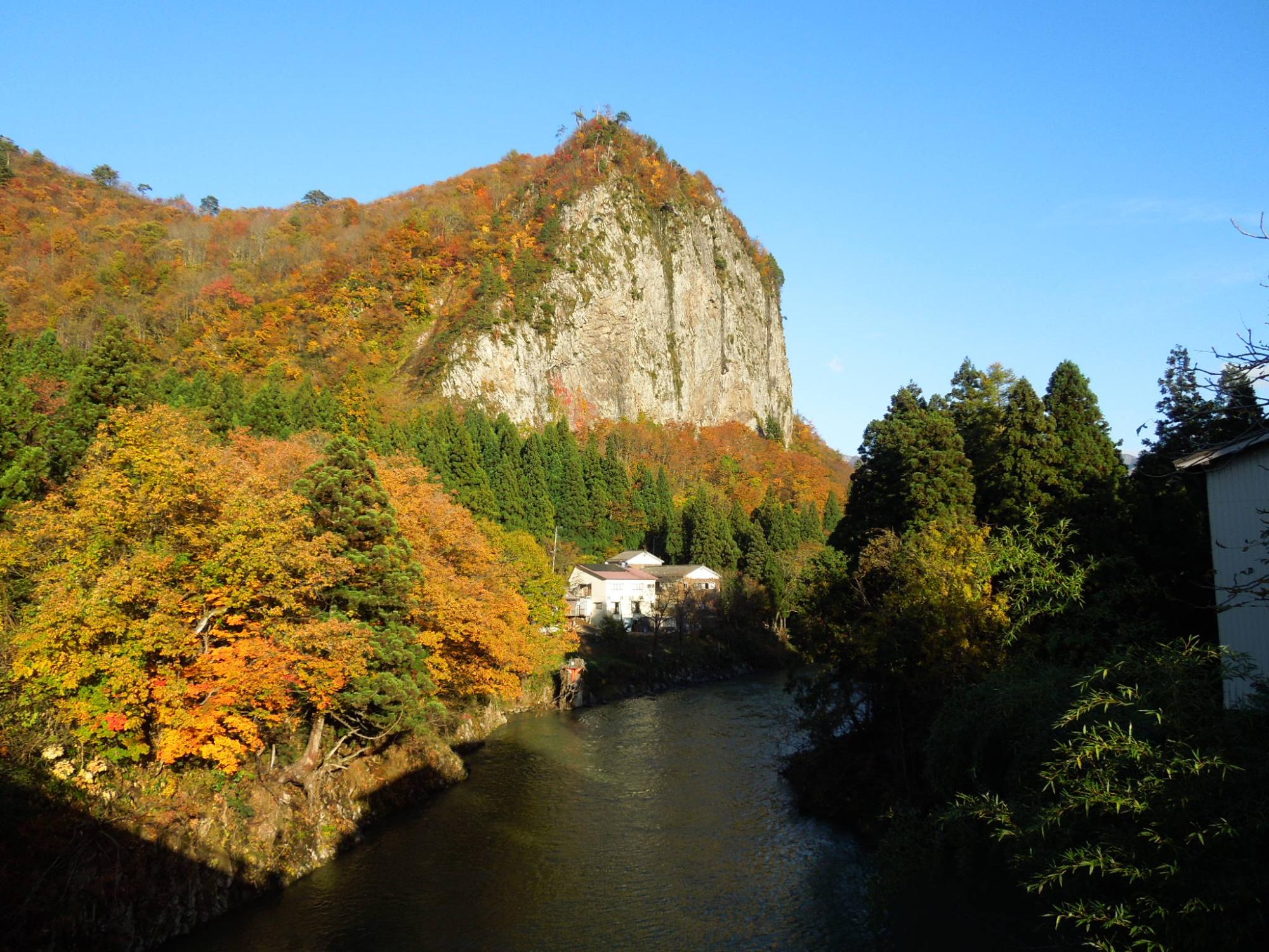 八木ヶ鼻の紅葉