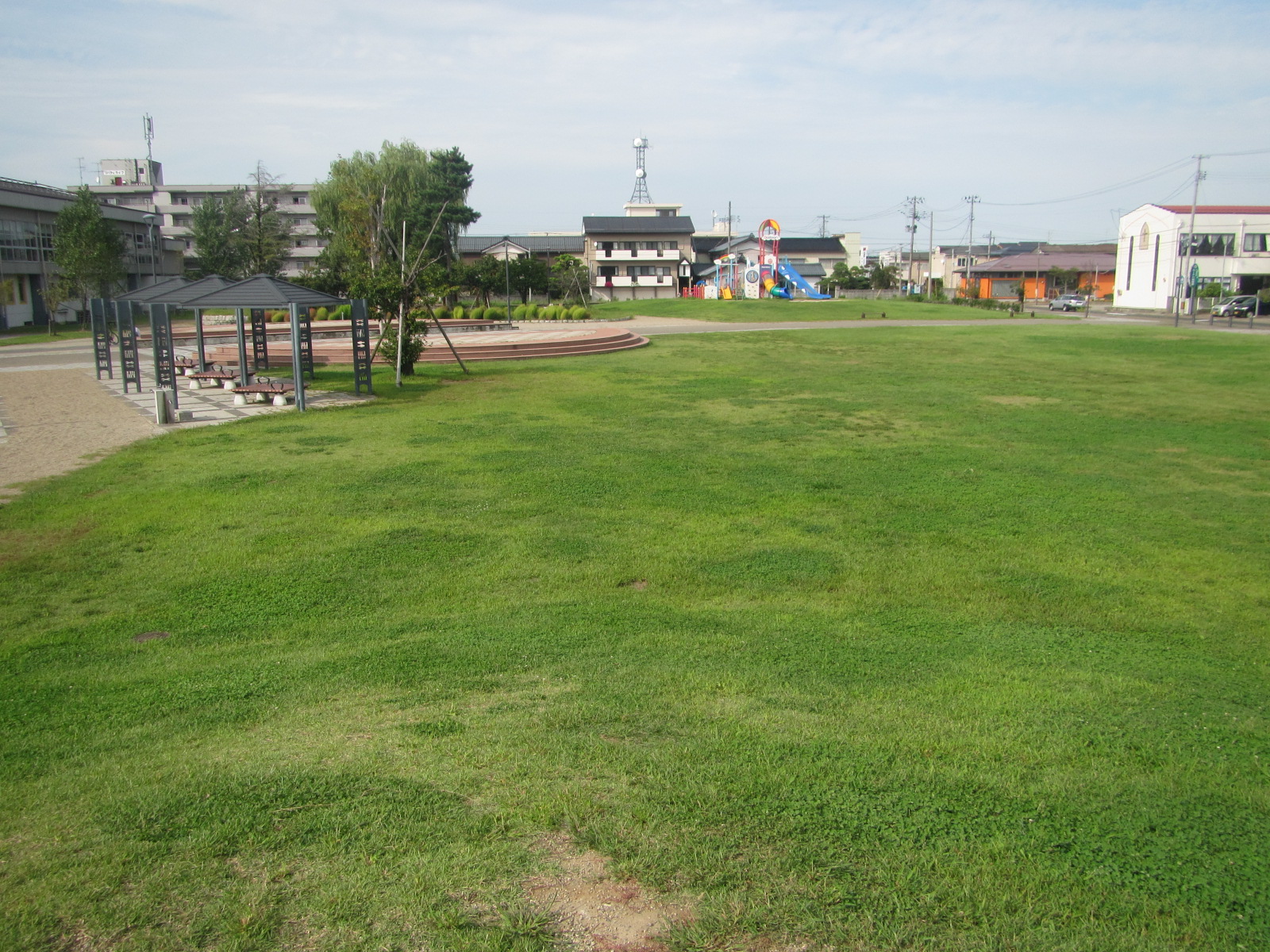 ポプラ公園全景
