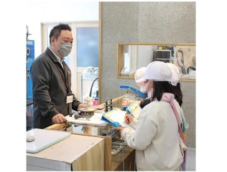 レジエ株式会社